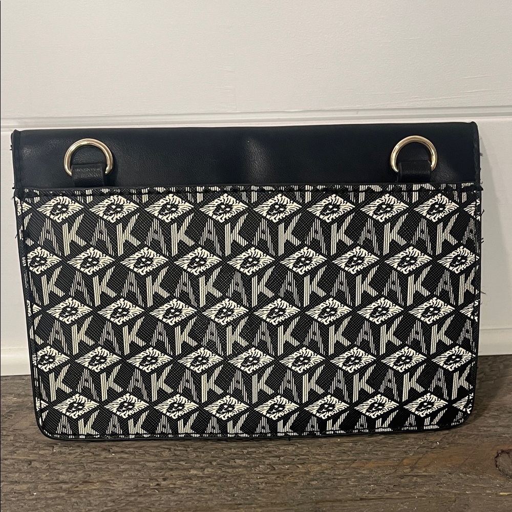 Anne Klein Monogram Black and Cream Clutch/crossbody Envelope Wallet. - Picture 4 of 6